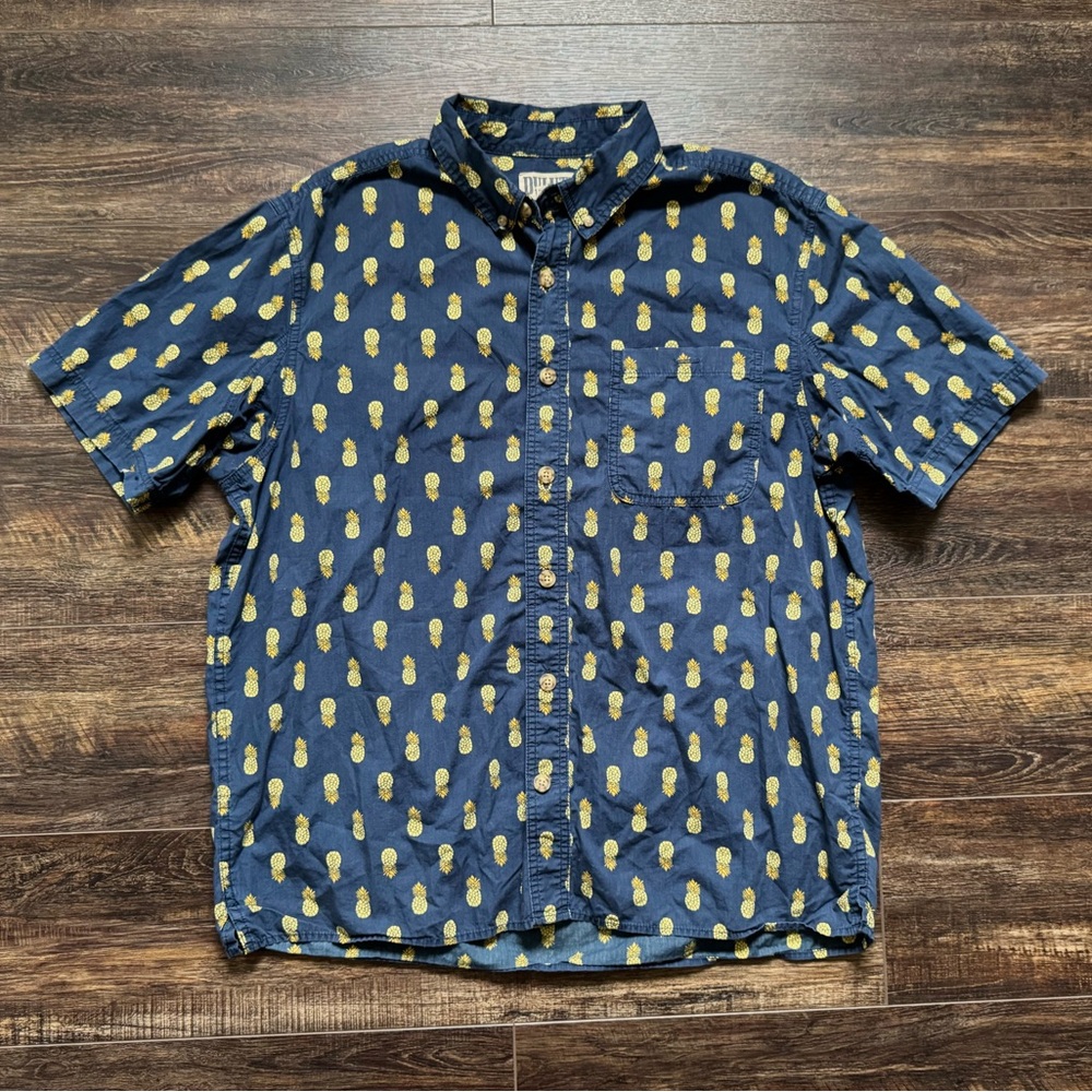Duluth Trading Co Mens Large Relaxed Fit Shirt Pineapple Print Button Front Blue